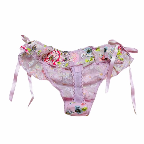 Victoria Secret Dream Angels Embroidered Panty - Picture 3 of 3